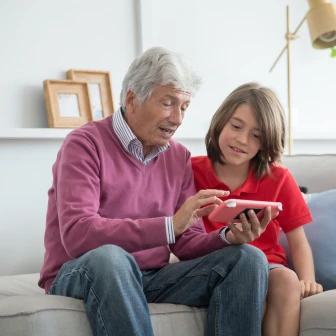 Alt und Jung Interaktion, Smartphone