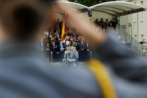 Militärparade Sicherheitspolitik