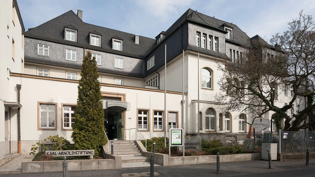 Foto des Adam-Stegerwald-Hauses in Königswinter, Sitz der Karl-Arnold-Stiftung bis 2013