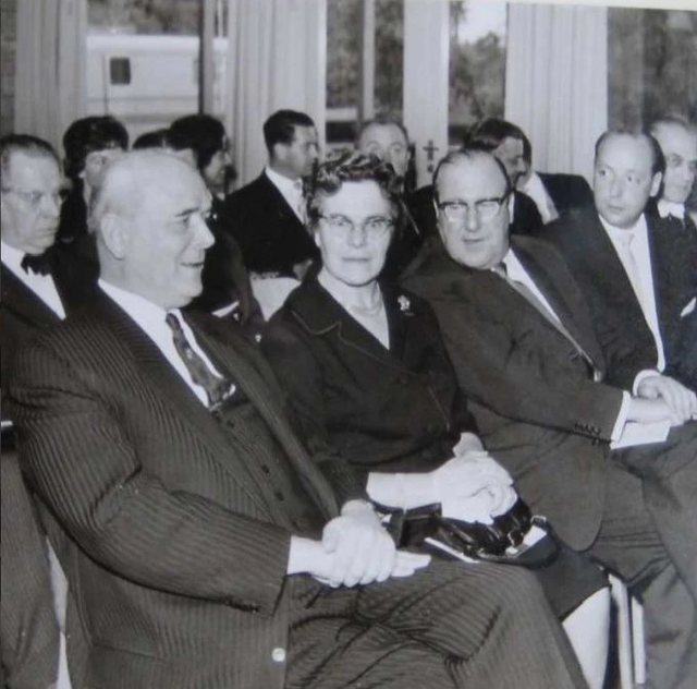 Minister Wuermeling, Frau Liesel Arnold