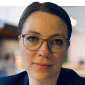 Dr. Helen Schmitt-Lohmann